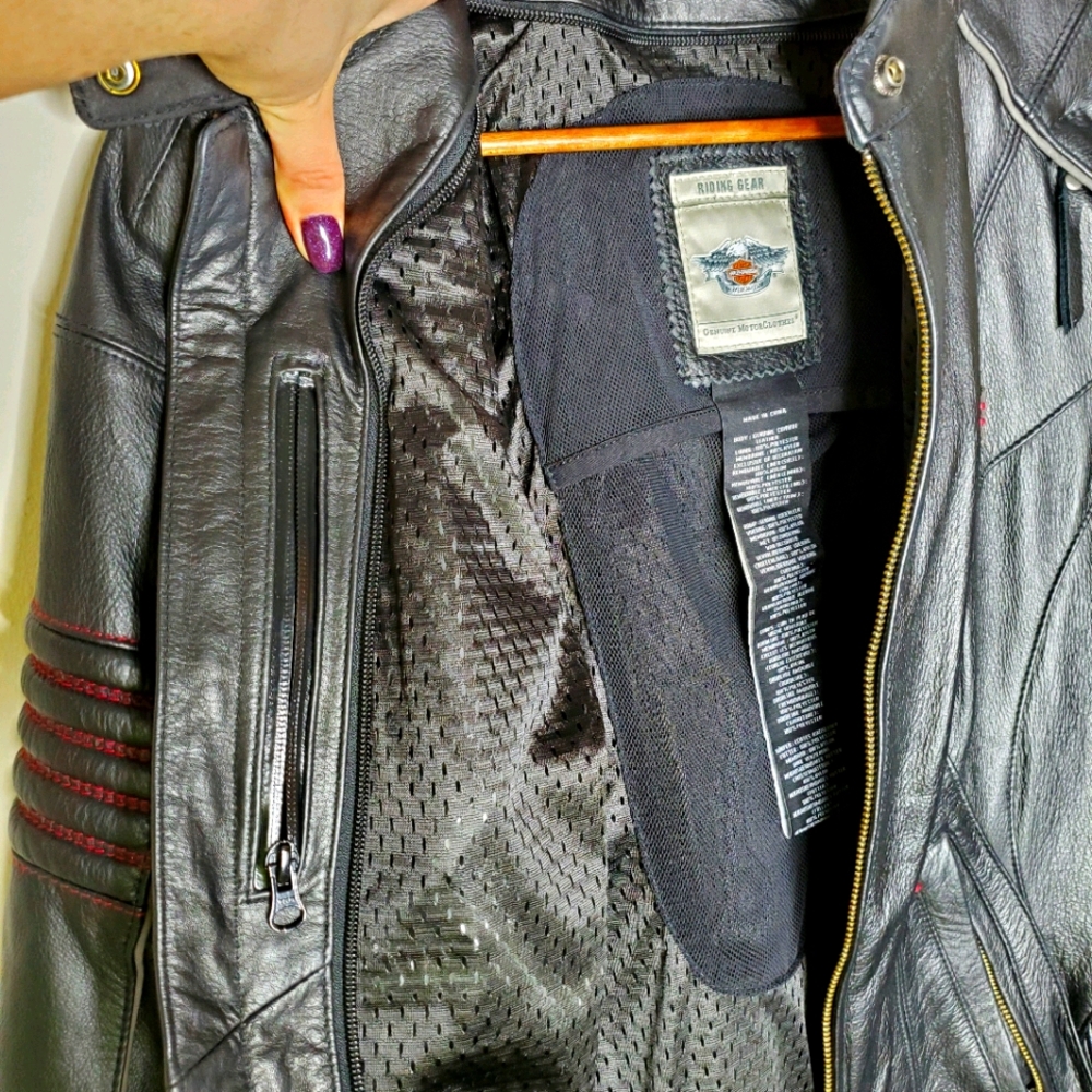 Harley Davidson leather riding jacket w/lining - Picture 8 of 16